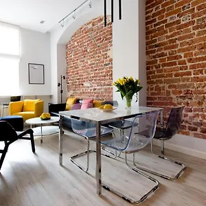 Elegant 2br, Amazing Old Town Views, Plac Solny Walk To Rynek! Amenities , Breslau Polen